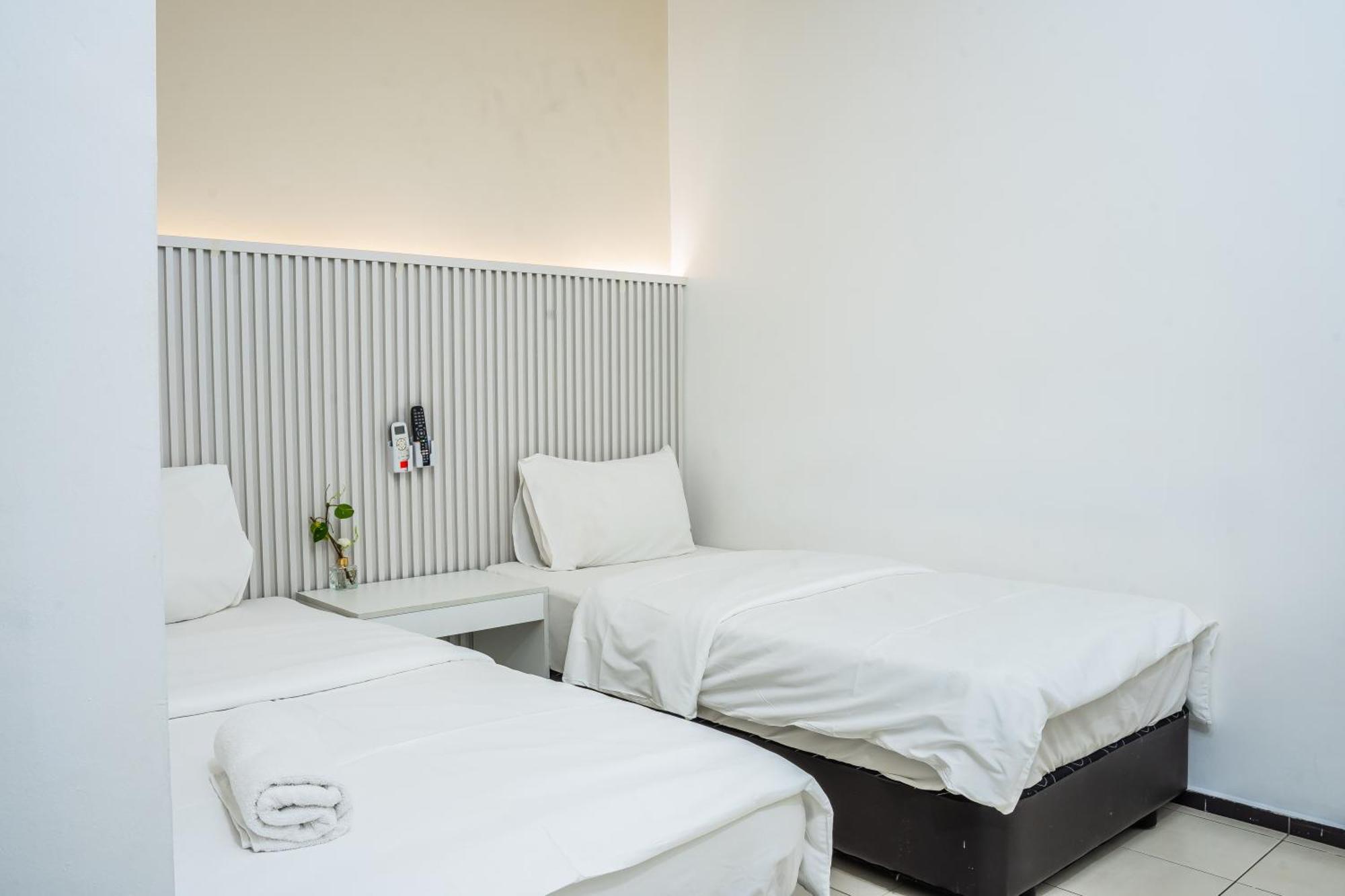 Ihome Boutique Hotel Seri Kembangan Exterior foto